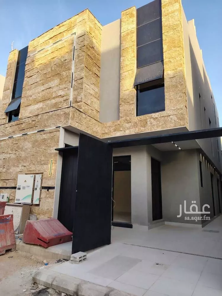 Villa for Sale in Riyadh Al Janadriyah 16