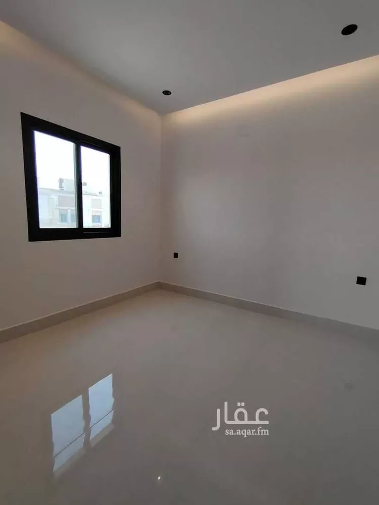 فيلا للبيع في شارع جبل المدار, حي القادسية, مدينة الرياض, منطقة الرياض 11