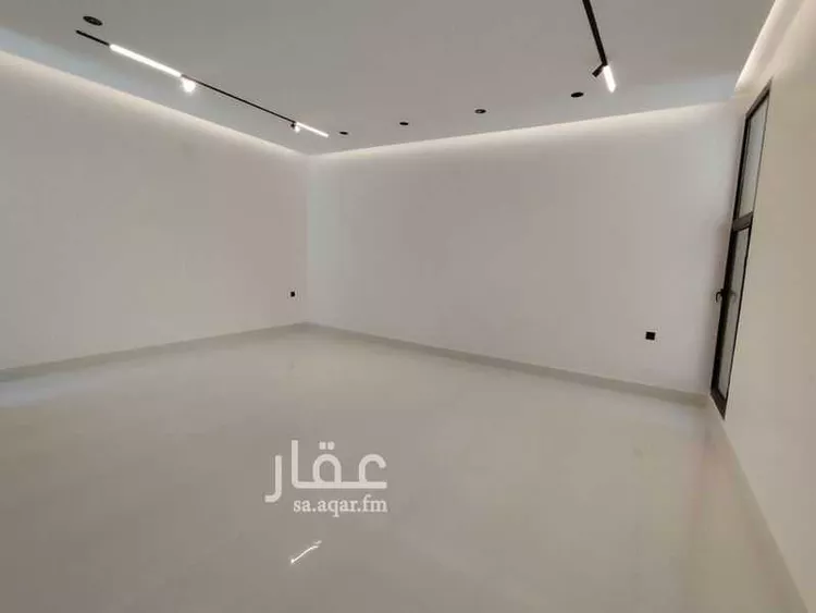 فيلا للبيع في شارع جبل المدار, حي القادسية, مدينة الرياض, منطقة الرياض 20