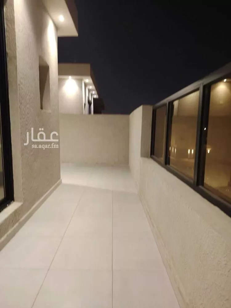 دور للبيع في شارع حسن سعيد المخرج, حي المعيزيلة, مدينة الرياض, منطقة الرياض 14