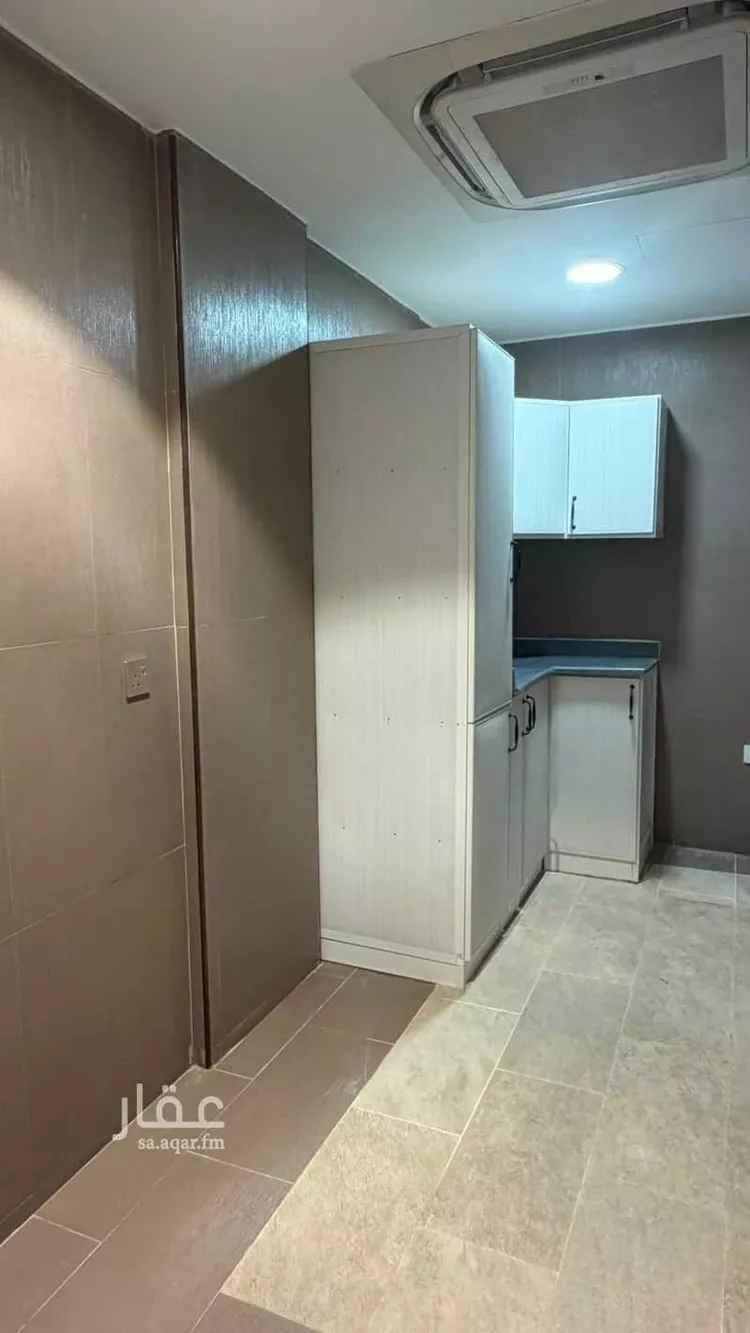 شقة للبيع في شارع B21, حي الجامعة, مدينة الظهران, المنطقة الشرقية 11