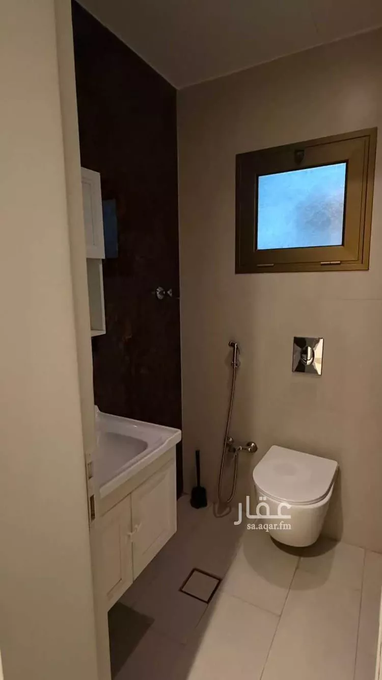 شقة للبيع في شارع B21, حي الجامعة, مدينة الظهران, المنطقة الشرقية 9