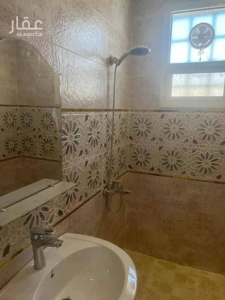 شقة للإيجار في شارع البريمي ، حي عريض ، الرياض ، منطقة الرياض صورة 3