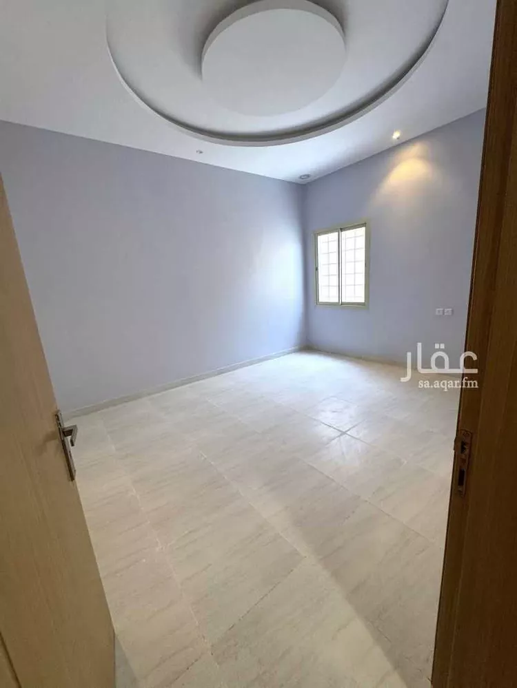 فيلا للبيع في شارع 2445 عريض, حي عريض, مدينة الرياض, منطقة الرياض 11