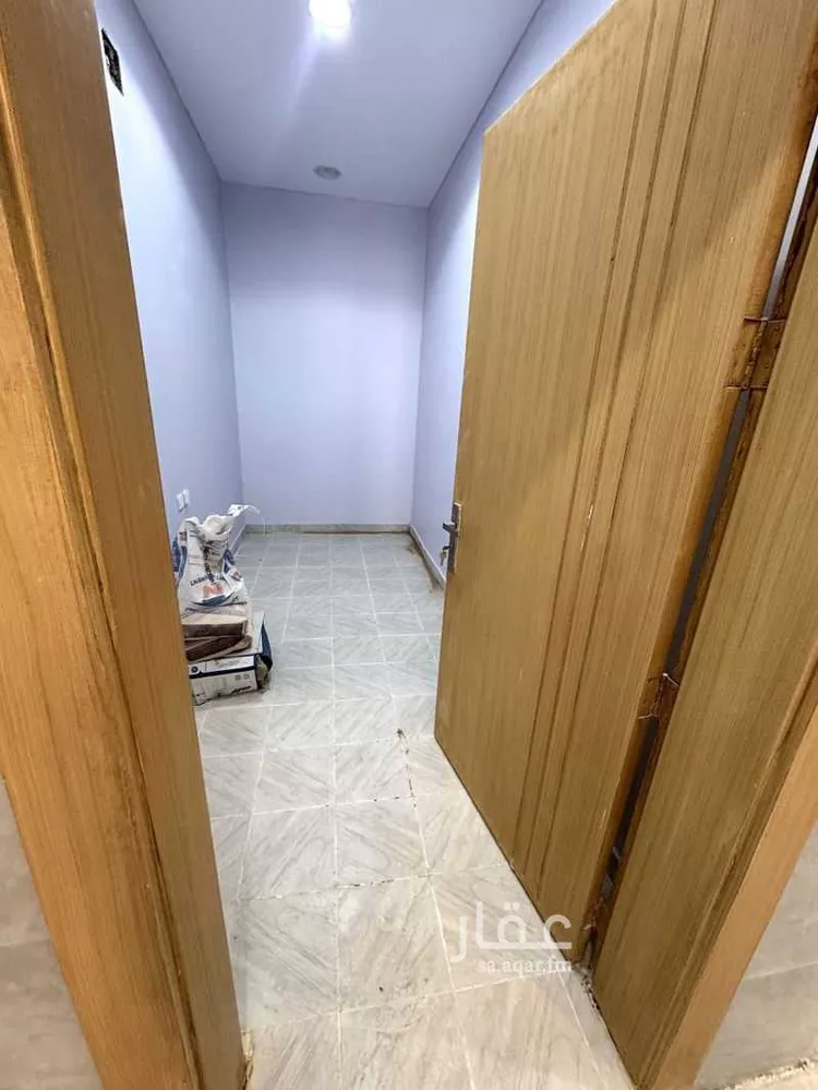 فيلا للبيع في شارع 2445 عريض, حي عريض, مدينة الرياض, منطقة الرياض 9