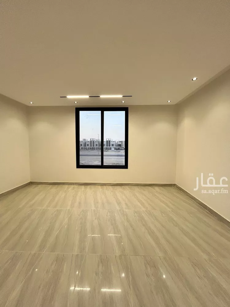 دور للبيع في شارع كعب بن زيد الأنصاري, حي طيبة, مدينة الرياض, منطقة الرياض صورة 4