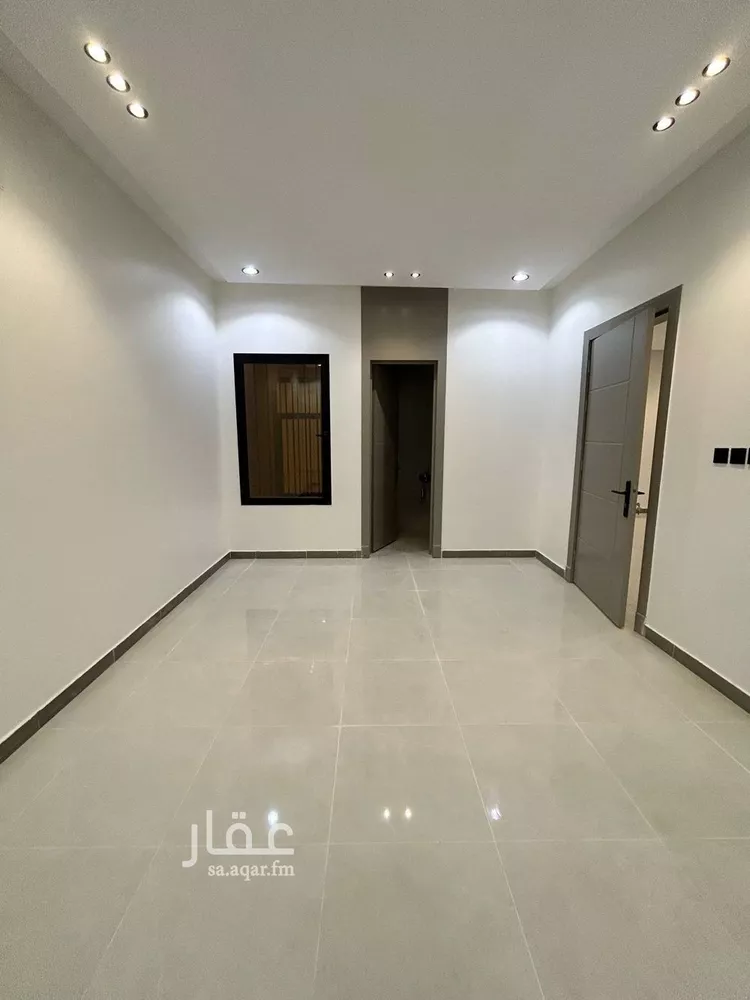 دور للبيع في شارع الأمير سعود بن محمد بن مقرن, حي طيبة, مدينة الرياض, منطقة الرياض صورة 2