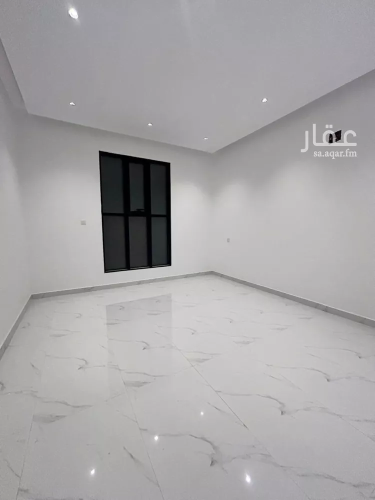 دور للبيع في شارع عبدالله بن جاسر, حي الرمال, مدينة الرياض, منطقة الرياض صورة 2