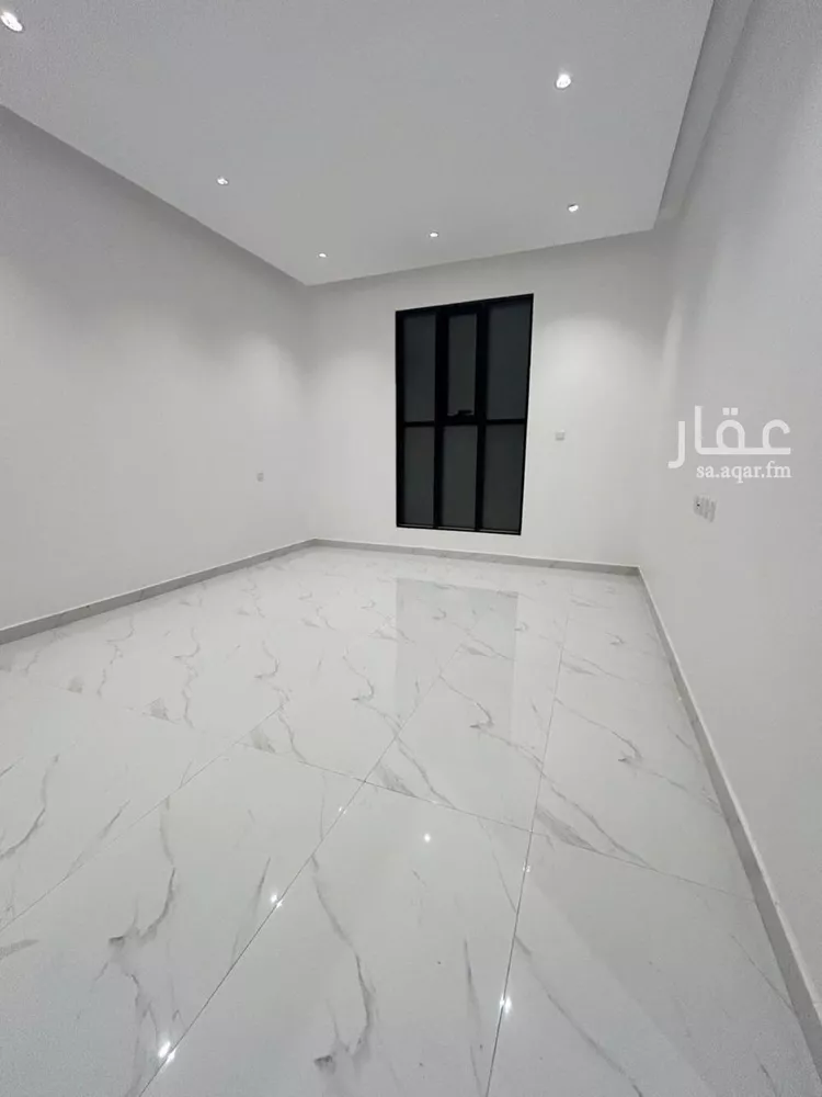 دور للبيع في شارع عبدالله بن جاسر, حي الرمال, مدينة الرياض, منطقة الرياض صورة 4