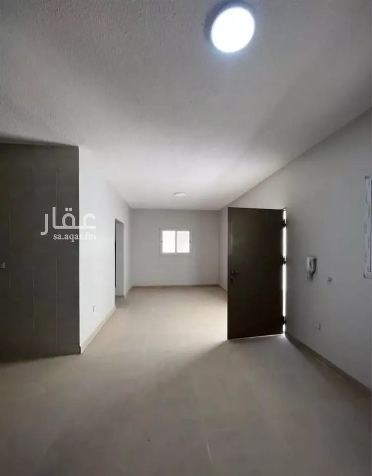فيلا للإيجار في شارع ابن الزبير الغرناطي, حي الرمال, مدينة الرياض, منطقة الرياض 1 صورة