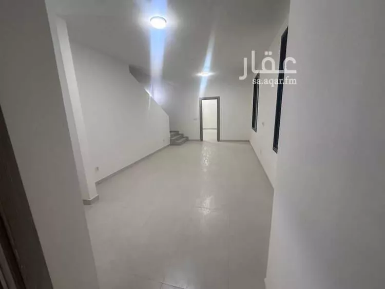 فيلا للإيجار في شارع الامير فيصل بن بندر بن عبدالعزيز الفرعي , حي مطار الملك خالد الدولي, مدينة الرياض, منطقة الرياض صورة 4