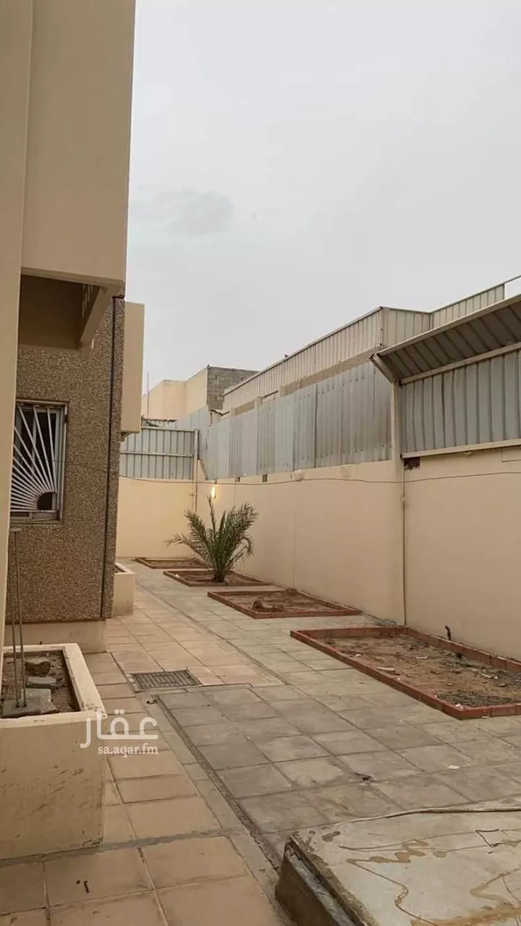 Floor for Sale in Riyadh Al Jazirah 6