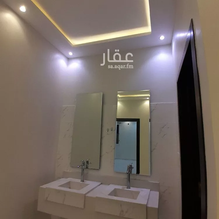 فيلا للبيع في شارع ابن الوليد التميمي, حي الرمال, مدينة الرياض, منطقة الرياض 8