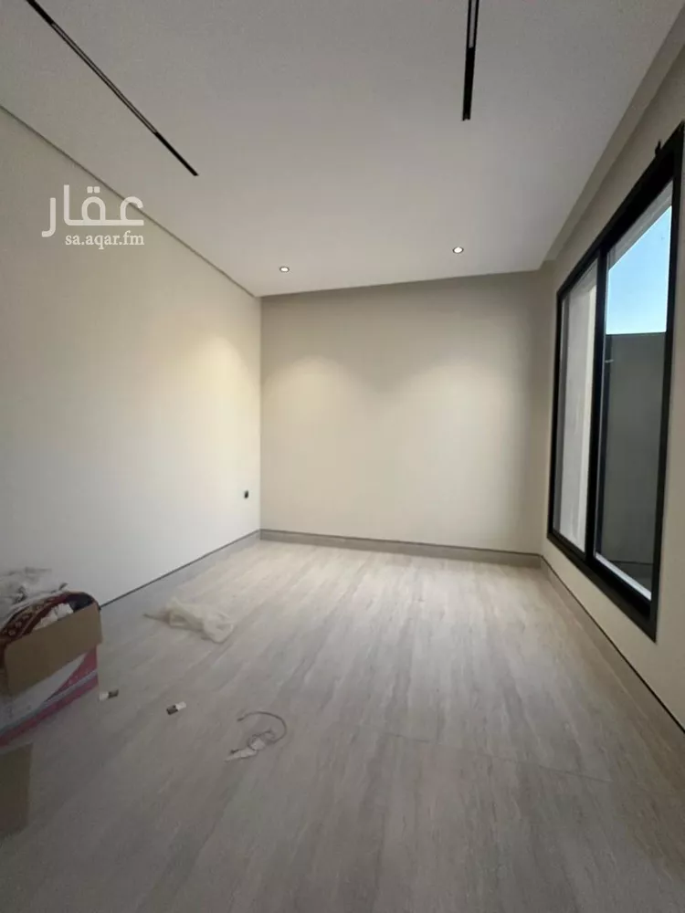 فيلا للبيع في شارع حسين باسلامه, حي الرمال, مدينة الرياض, منطقة الرياض 12