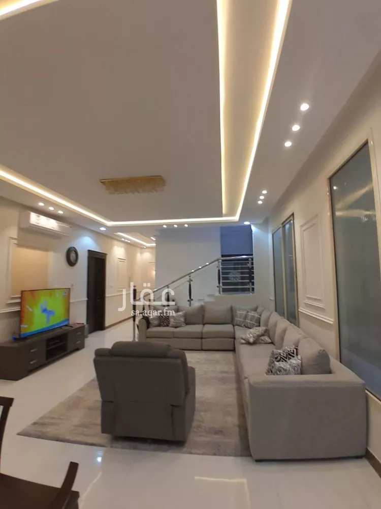 فيلا للبيع في شارع سليمان الحميضي, حي الرمال, مدينة الرياض, منطقة الرياض صورة 2