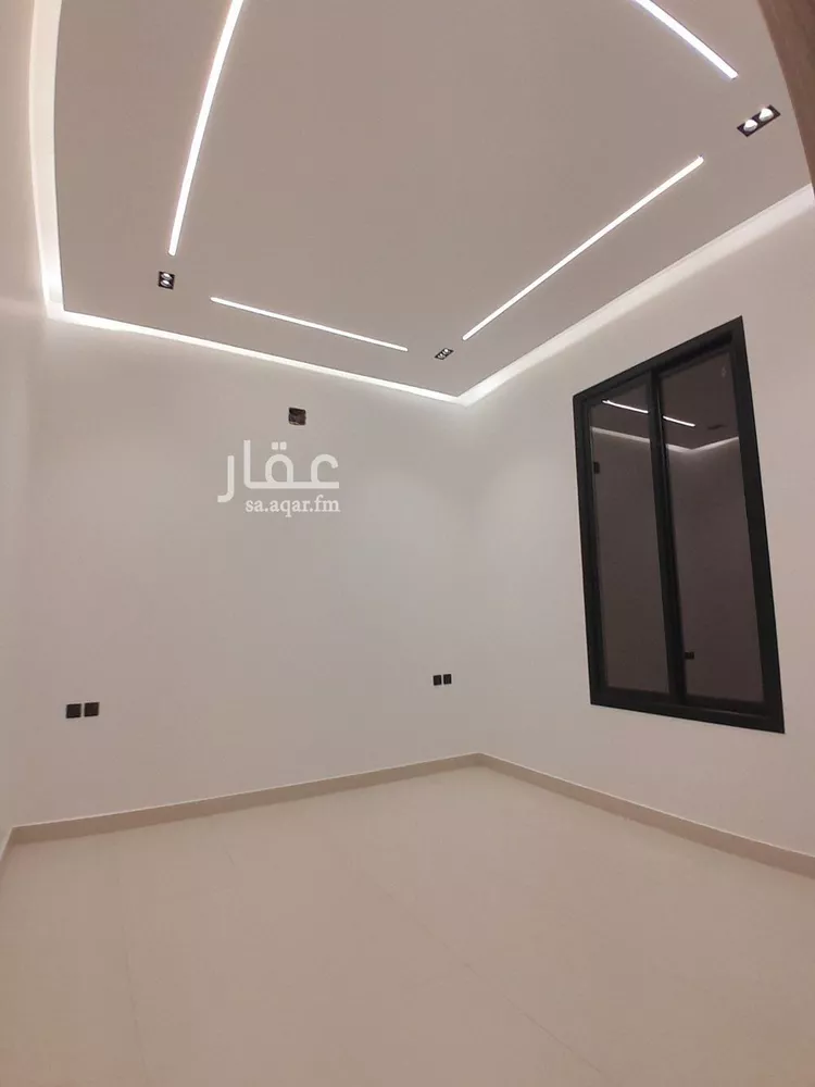 Floor for Sale in Riyadh Al Khaleej 10