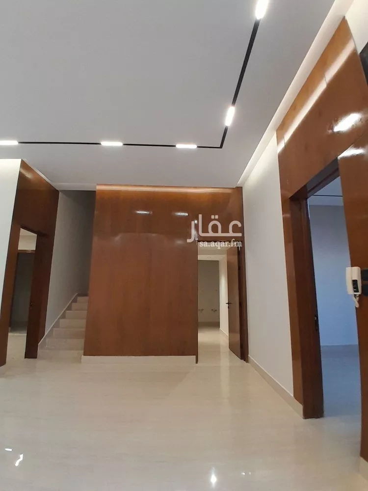 فيلا للبيع في شارع حسين باسلامه, حي الرمال, مدينة الرياض, منطقة الرياض صورة 3