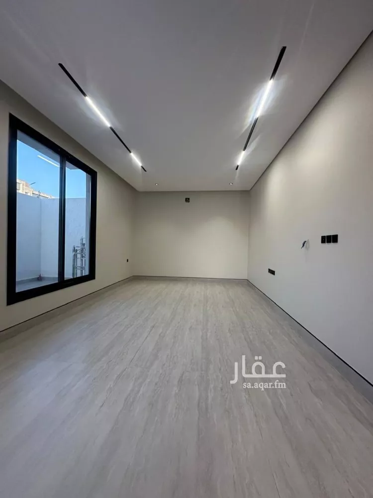 فيلا للبيع في شارع حسين باسلامه, حي الرمال, مدينة الرياض, منطقة الرياض 6