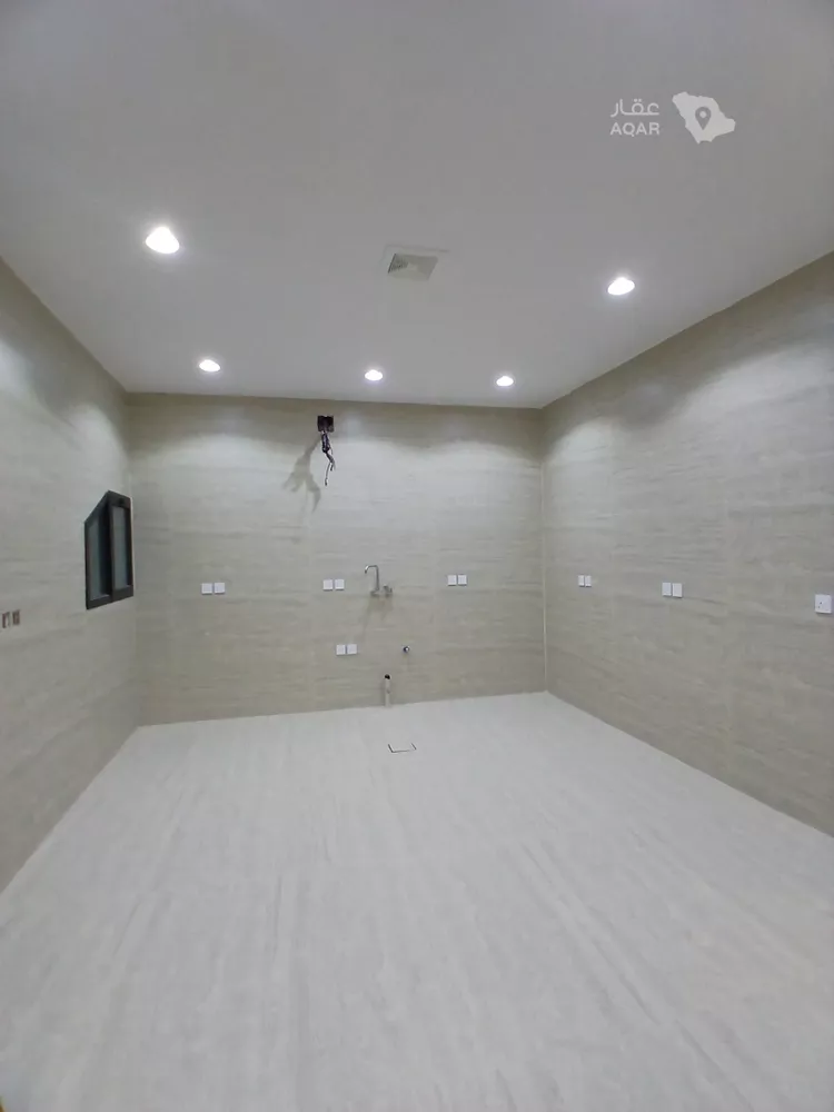 Floor for Sale in Riyadh Ash Sharq 2