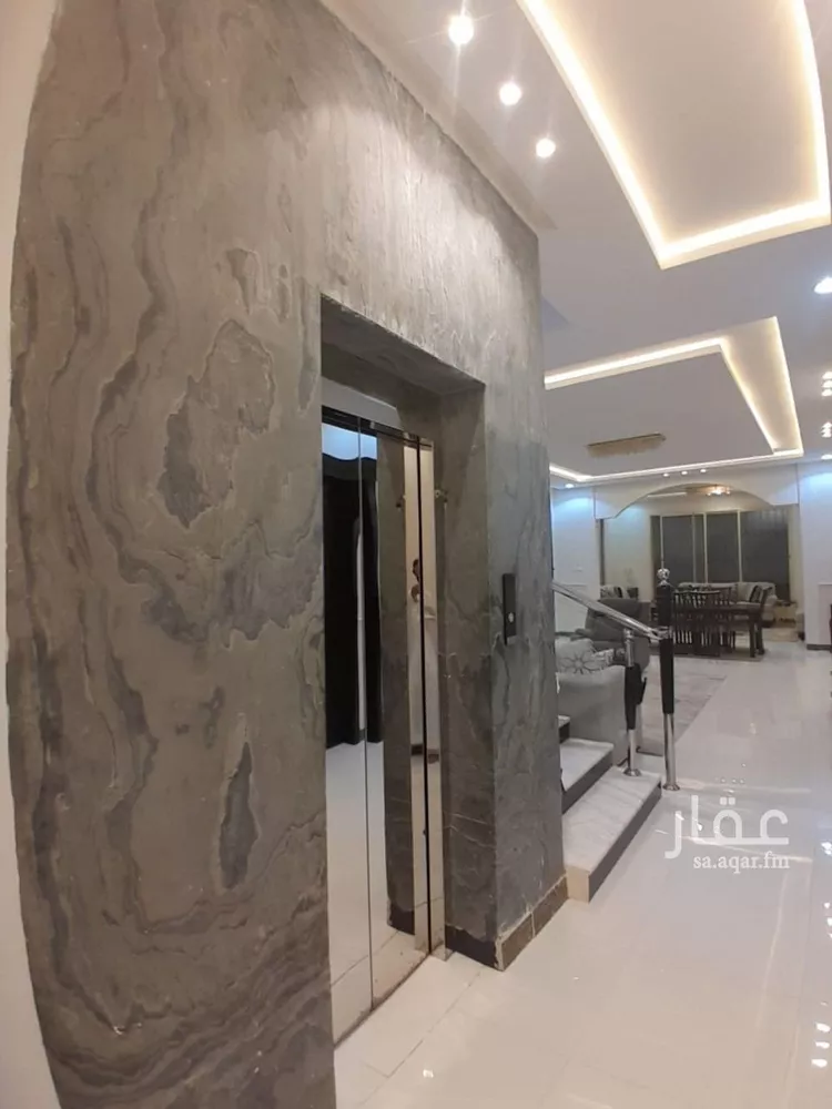 فيلا للبيع في شارع سليمان الحميضي, حي الرمال, مدينة الرياض, منطقة الرياض صورة 3