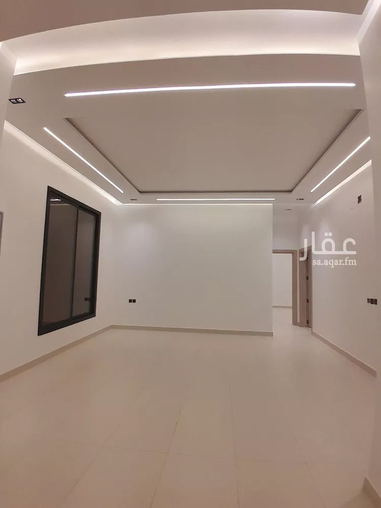 Floor for Sale in Riyadh Al Khaleej 8