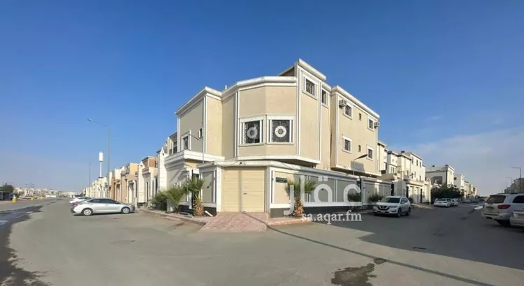 فيلا للبيع في شارع محمد بن أحمد الفاسي, حي الرمال, مدينة الرياض, منطقة الرياض صورة 4