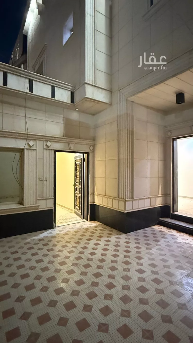 فيلا للبيع في شارع أبي محمد الحصني, حي الرمال, مدينة الرياض, منطقة الرياض