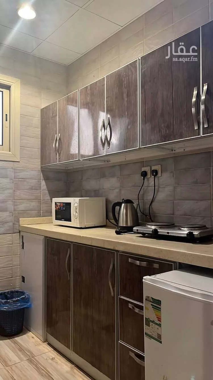 شقة للإيجار في شارع علي ابن ظافر ابن الحسين, حي الملك فهد, مدينة المدينة المنورة, منطقة المدينة المنورة