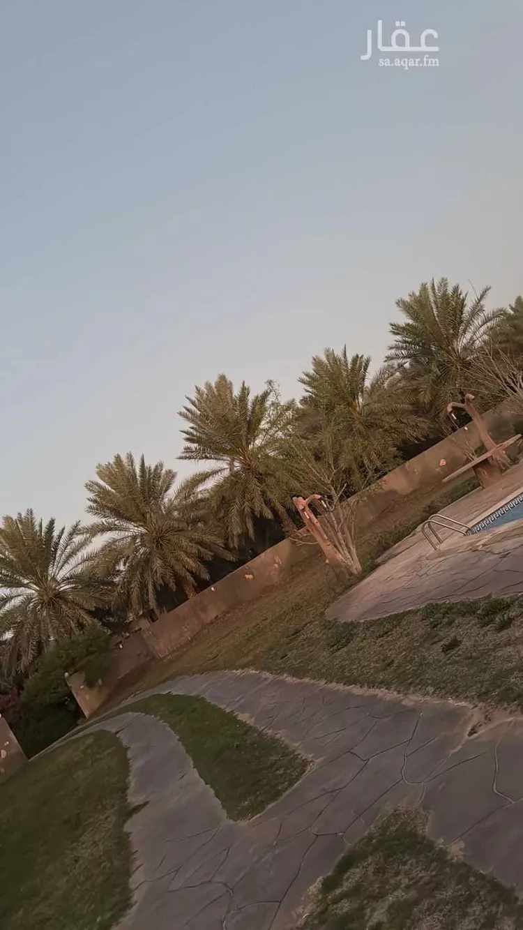 مزرعة للبيع في شارع عبد المحسن الطوسي ، حي الروغاني ، عنيزة ، عنيزة صورة 2