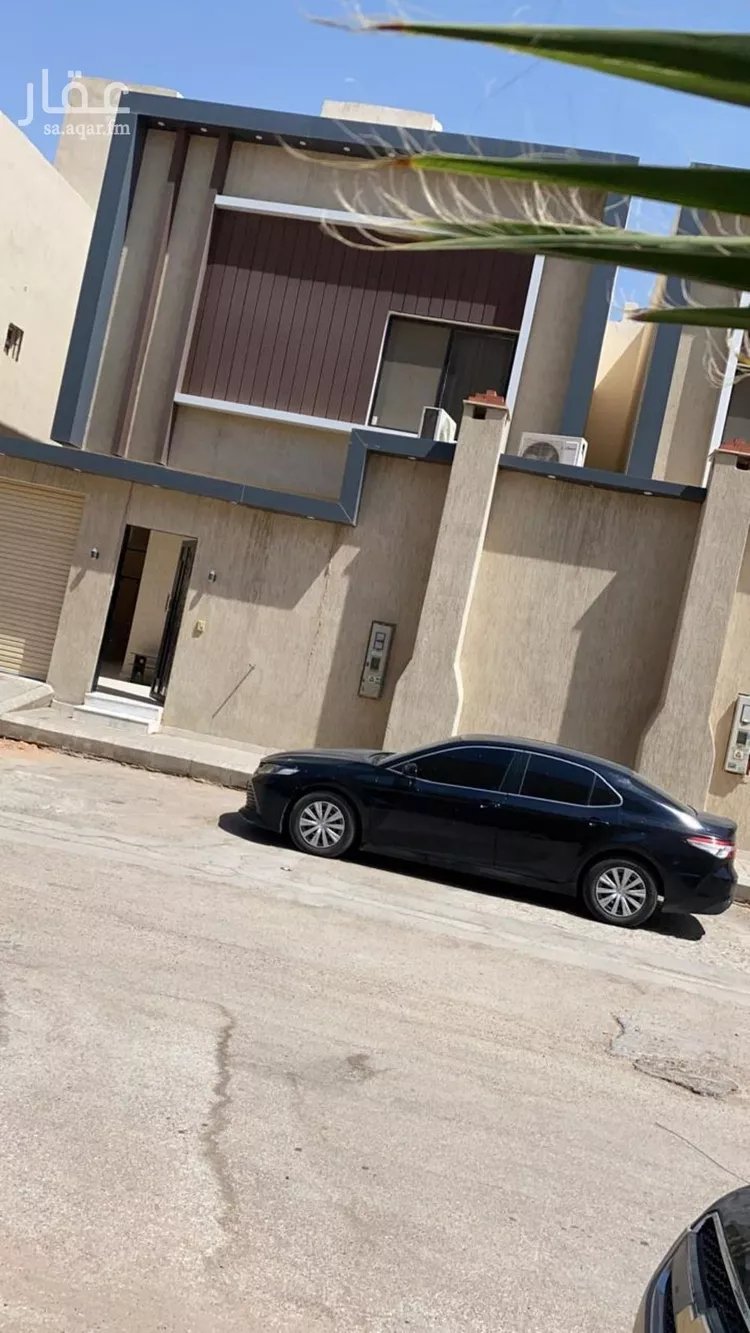 فيلا للبيع في شارع يحيى بن أبي المعالي, حي العريجاء الغربي, مدينة الرياض, منطقة الرياض صورة 2