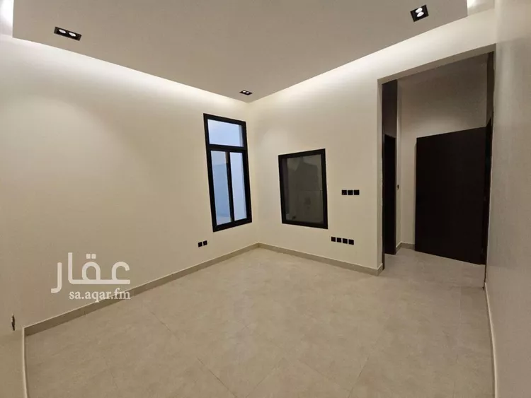 دور للبيع في شارع رقم 282, حي المونسية, مدينة الرياض, منطقة الرياض صورة 3