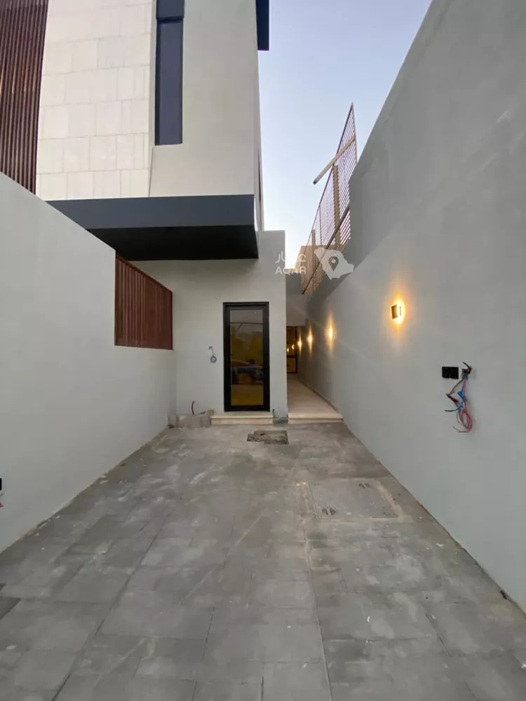 دور للبيع في شارع أبي المفاخر الحموي, حي العليا, مدينة الرياض, منطقة الرياض 14