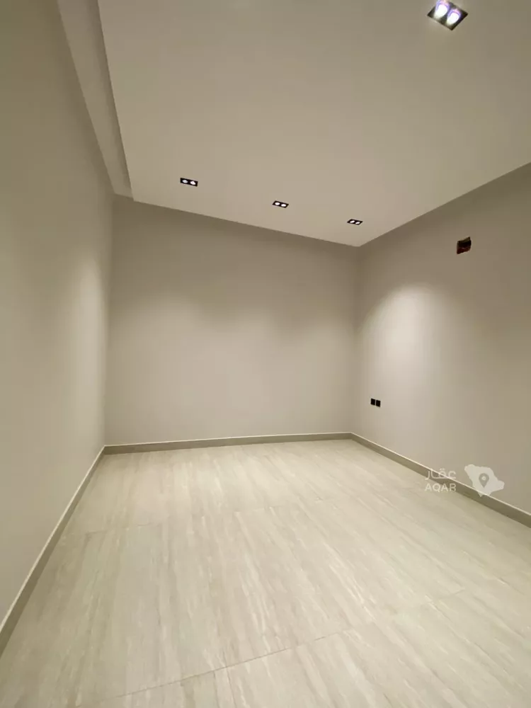 Floor for Sale in Riyadh Qurtubah صورة 4