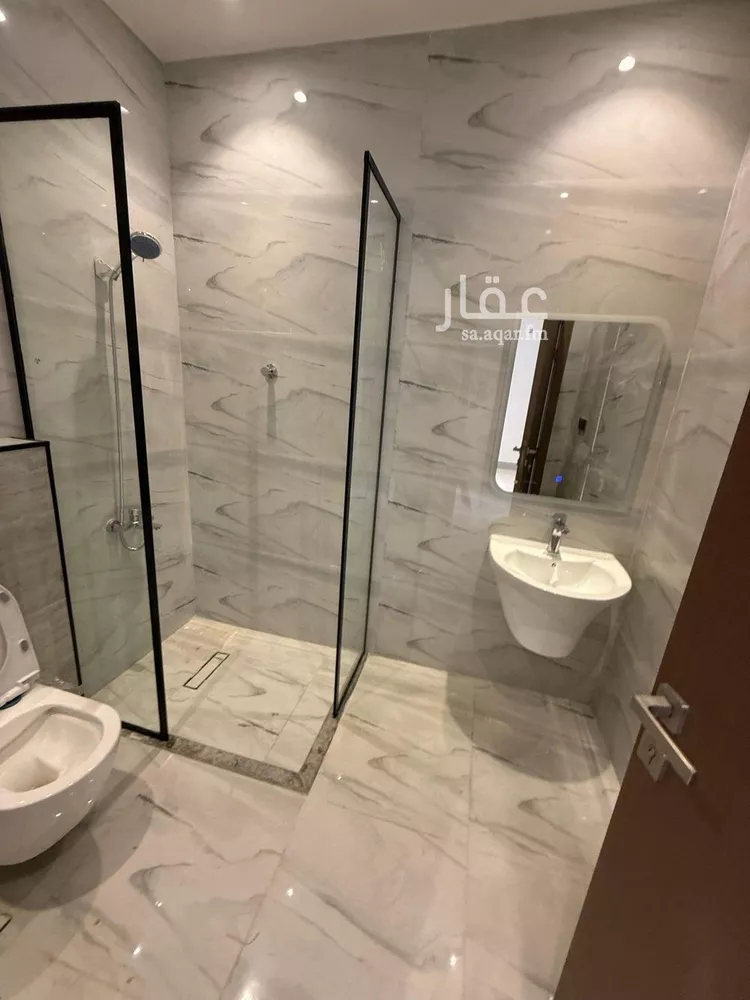 دور للبيع في شارع صالح محمد جمال, حي الرمال, مدينة الرياض, منطقة الرياض صورة 2