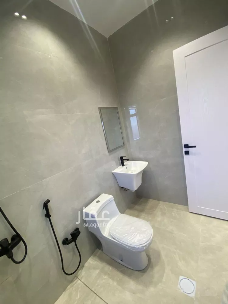 دور للبيع في شارع فؤاد محمد عمر توفيق, حي القادسية, مدينة الرياض, منطقة الرياض صورة 5