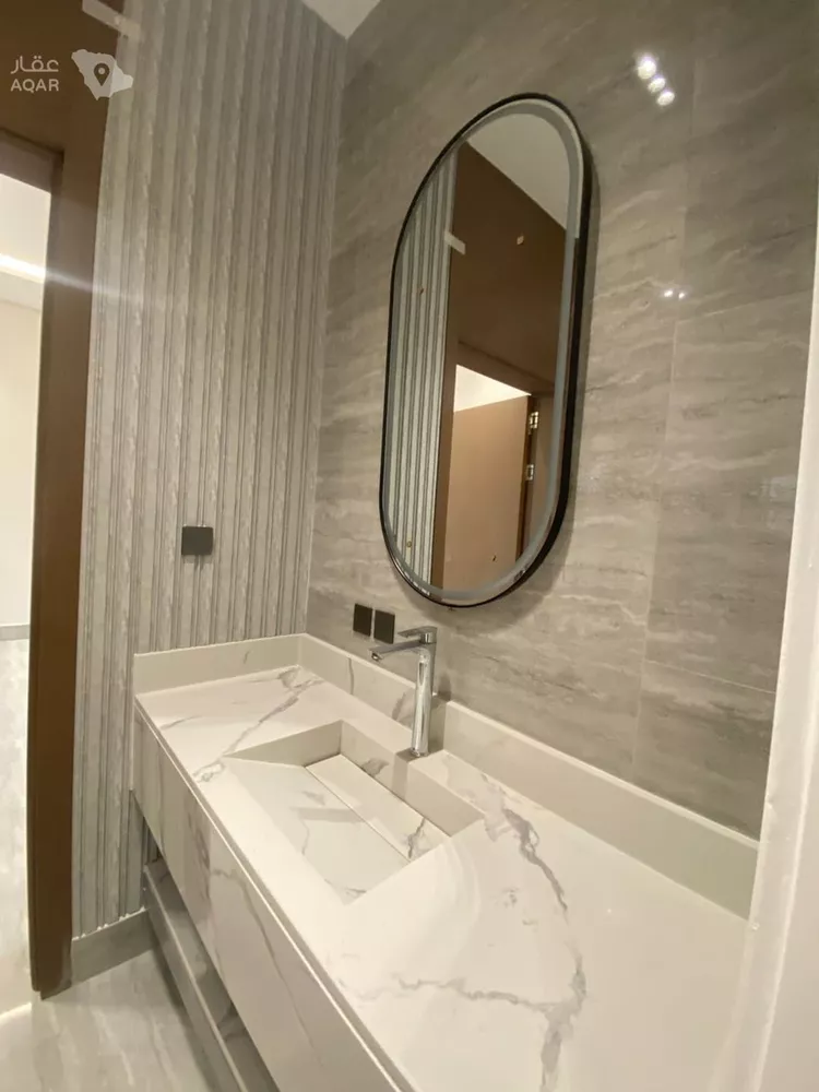 Floor for Sale in Riyadh Ar Rimal 10