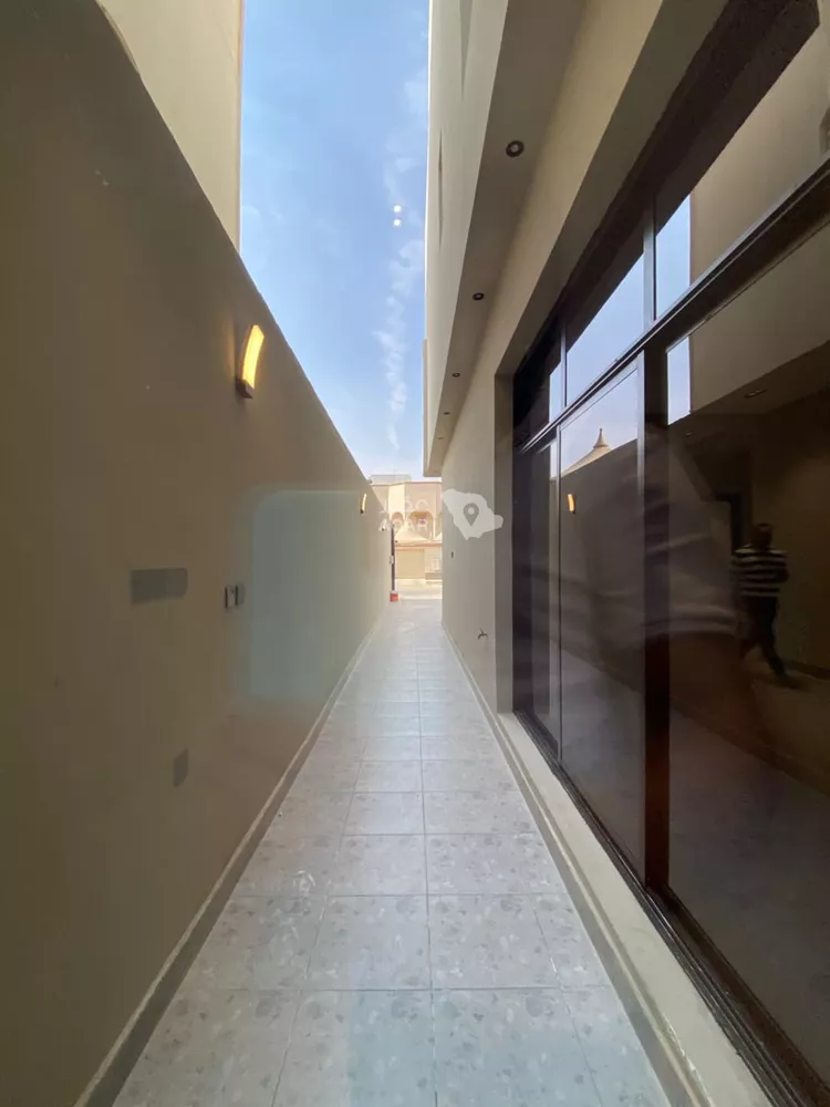 Floor for Sale in Riyadh Ishbiliyah 20