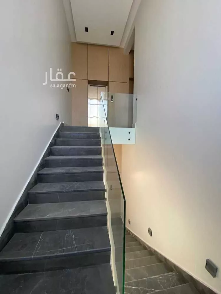 دور للبيع في شارع ابن أجروم, حي الأندلس, مدينة الرياض, منطقة الرياض صورة 2