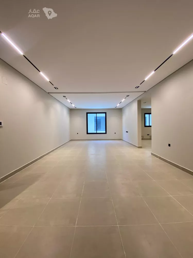 Floor for Sale in Riyadh Al Yarmouk 8