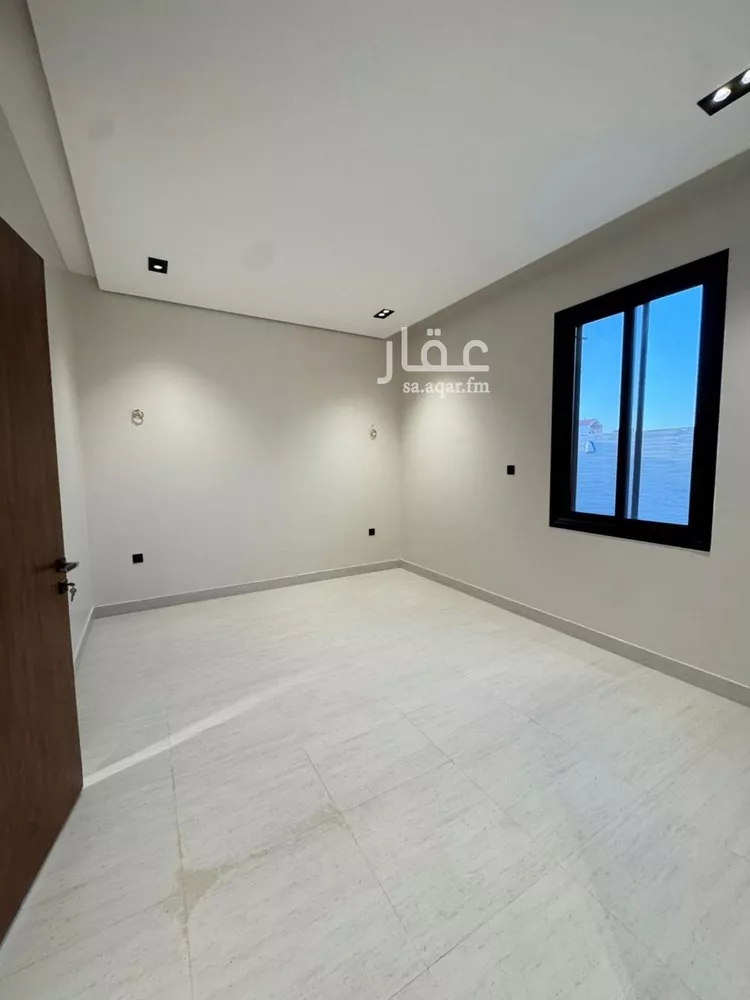 دور للبيع في شارع رقم 322, حي المونسية, مدينة الرياض, منطقة الرياض