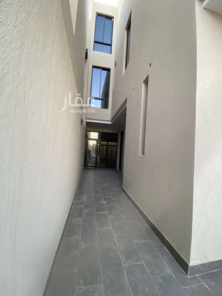 فيلا للبيع في شارع الرويضة, حي الملك فيصل, مدينة الرياض, منطقة الرياض