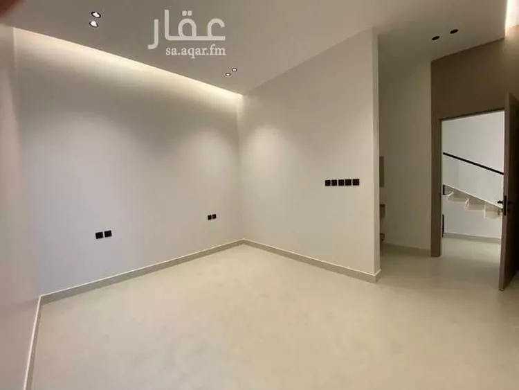 فيلا للبيع في شارع عبدالجليل الصقلي, حي الروضة, مدينة الرياض, منطقة الرياض صورة 2