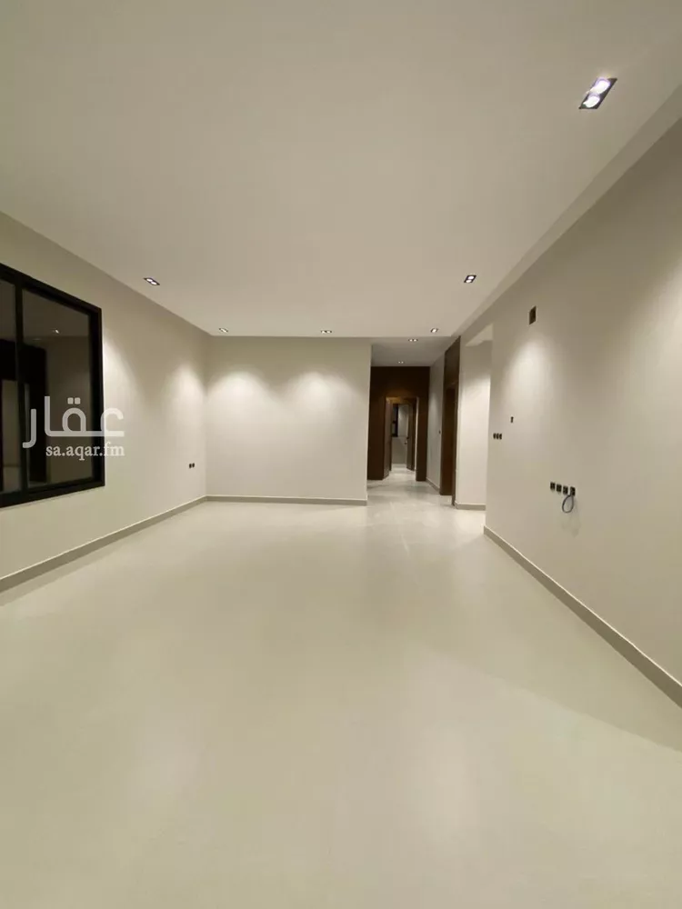 دور للبيع في شارع صالح بن محمد الحسني, حي الخليج, مدينة الرياض, منطقة الرياض صورة 2