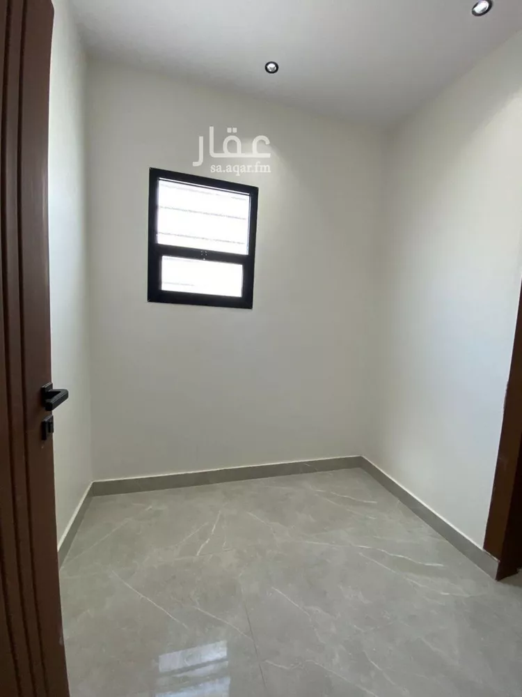 دور للبيع في شارع المحجر, حي الرمال, مدينة الرياض, منطقة الرياض صورة 4