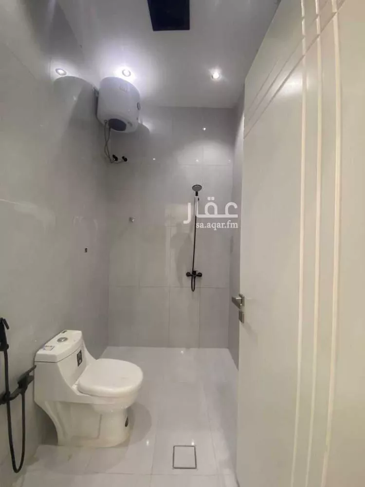 Villa for Sale in Riyadh Al Janadriyah 10