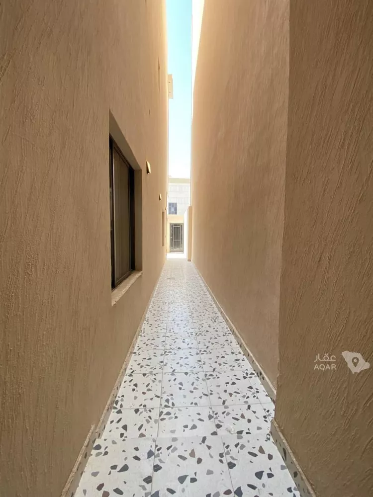 Floor for Sale in Riyadh Al Qadisiyah 18