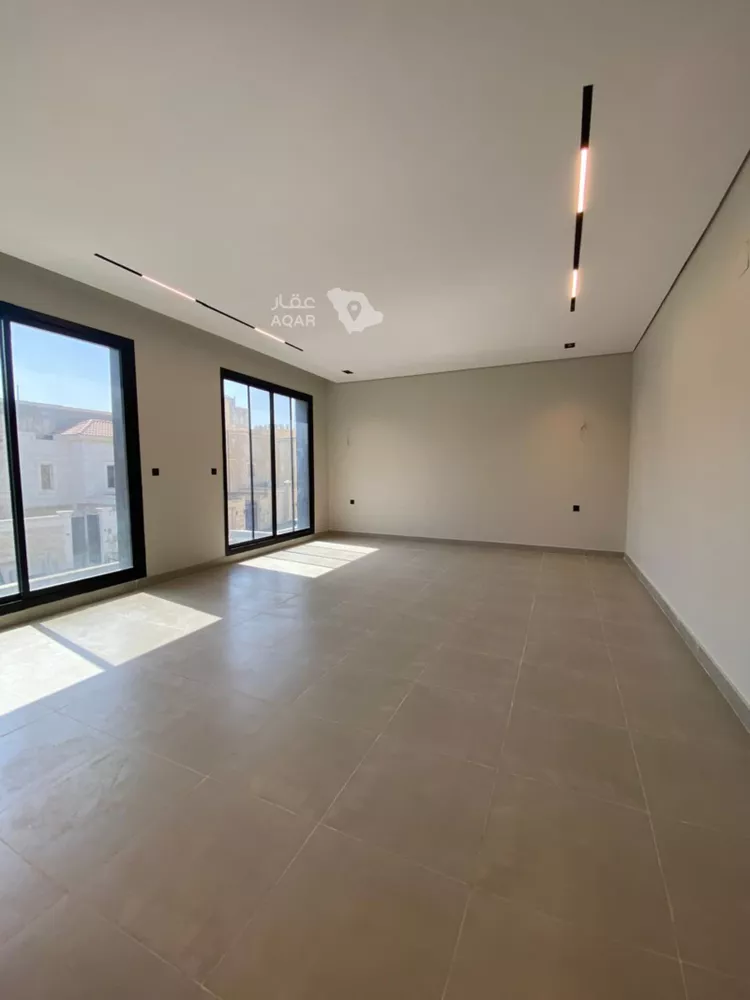 Floor for Sale in Riyadh Al Yarmouk 11