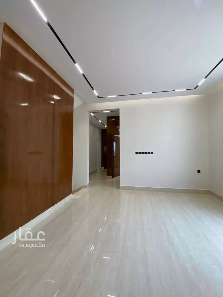 فيلا للبيع في شارع تميم الجرجاني, حي الرمال, مدينة الرياض, منطقة الرياض 1 صورة