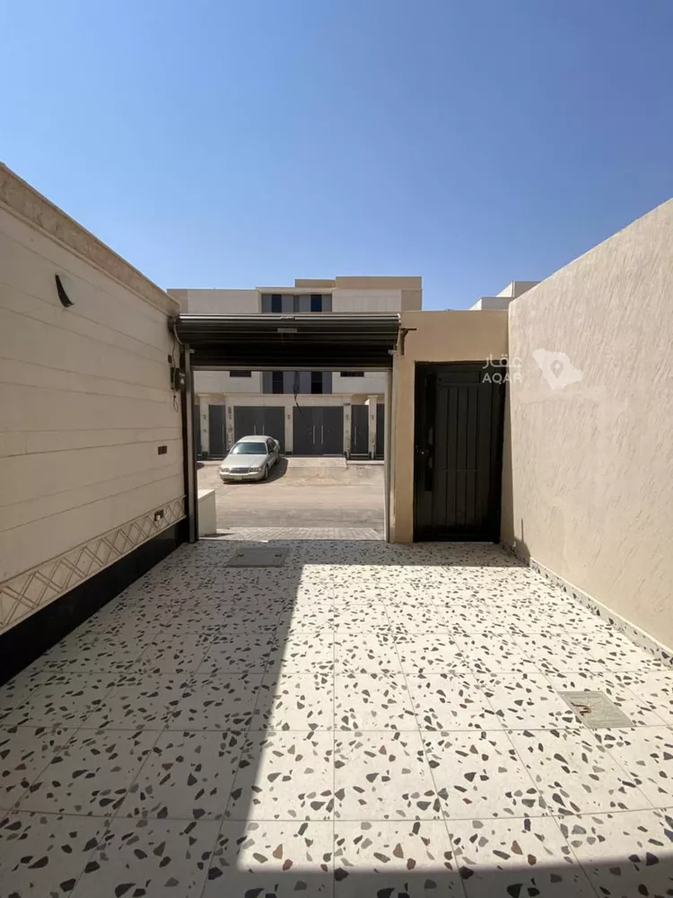 Floor for Sale in Riyadh Al Qadisiyah