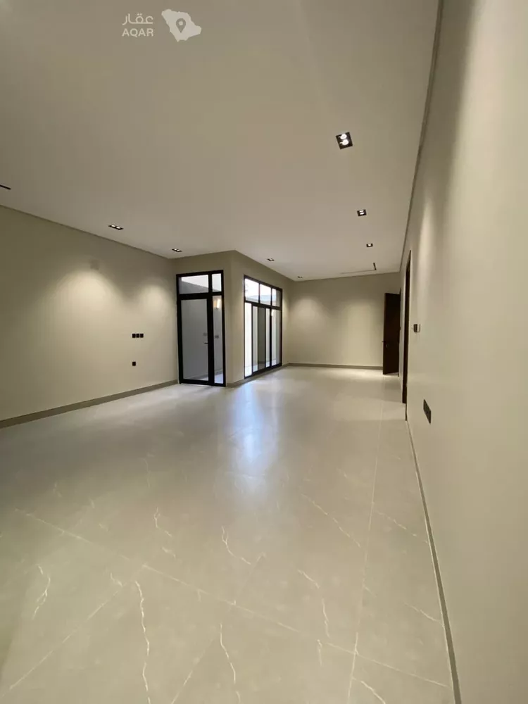 Floor for Sale in Riyadh Ishbiliyah 10